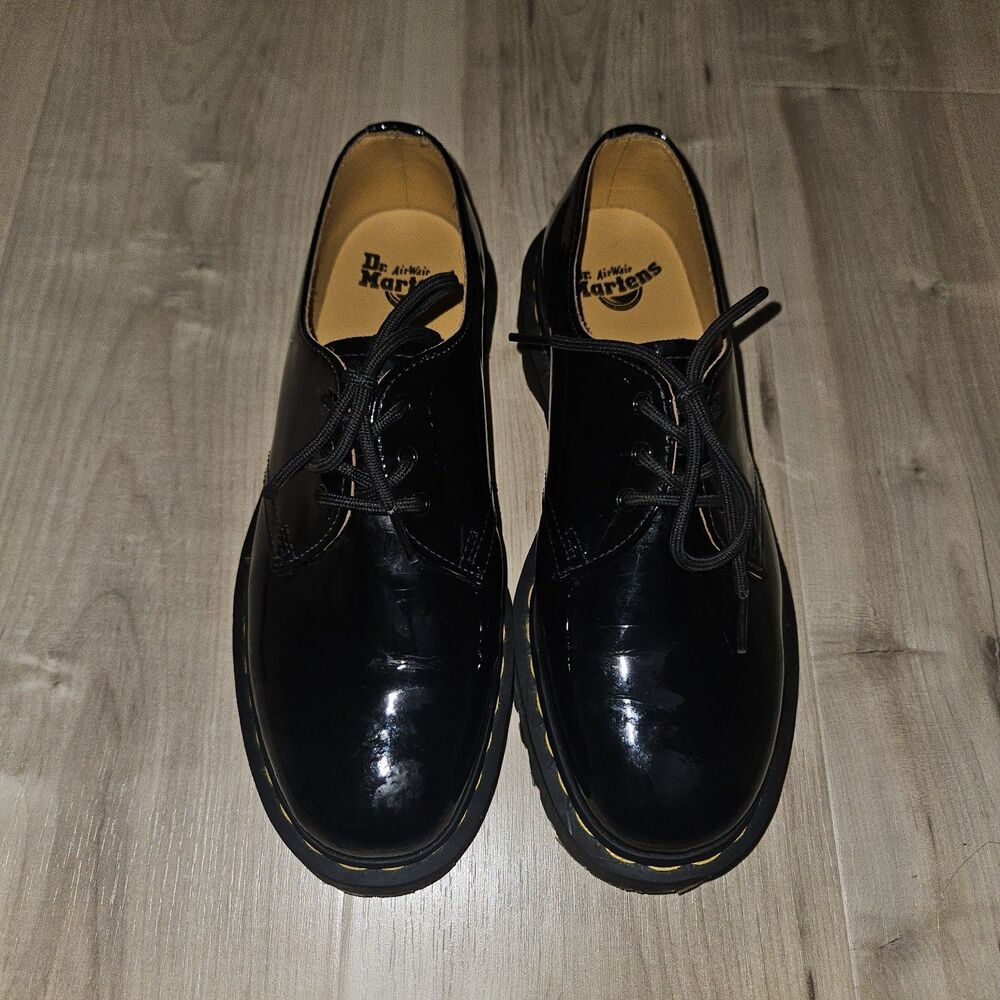 Dr Martens 1461 Oxford Women’s 10 Mens 9 ( Patent Black)